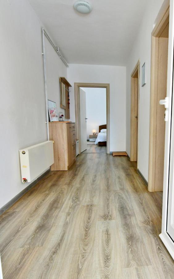 Apartman Dorijan Rakovica Exteriör bild